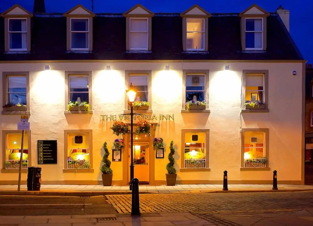 The Avenue Restaurant at The Victoria Inn