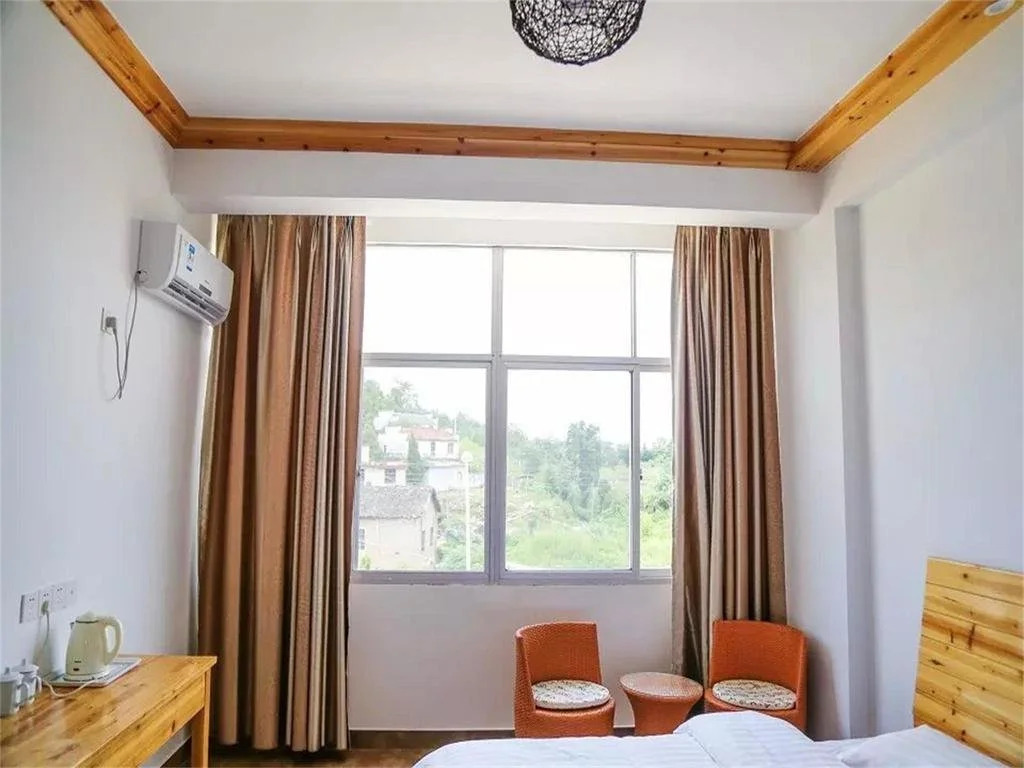 Huishu Renjia Inn