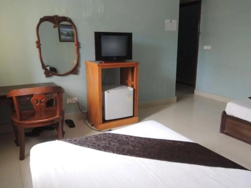 Central Hotel
