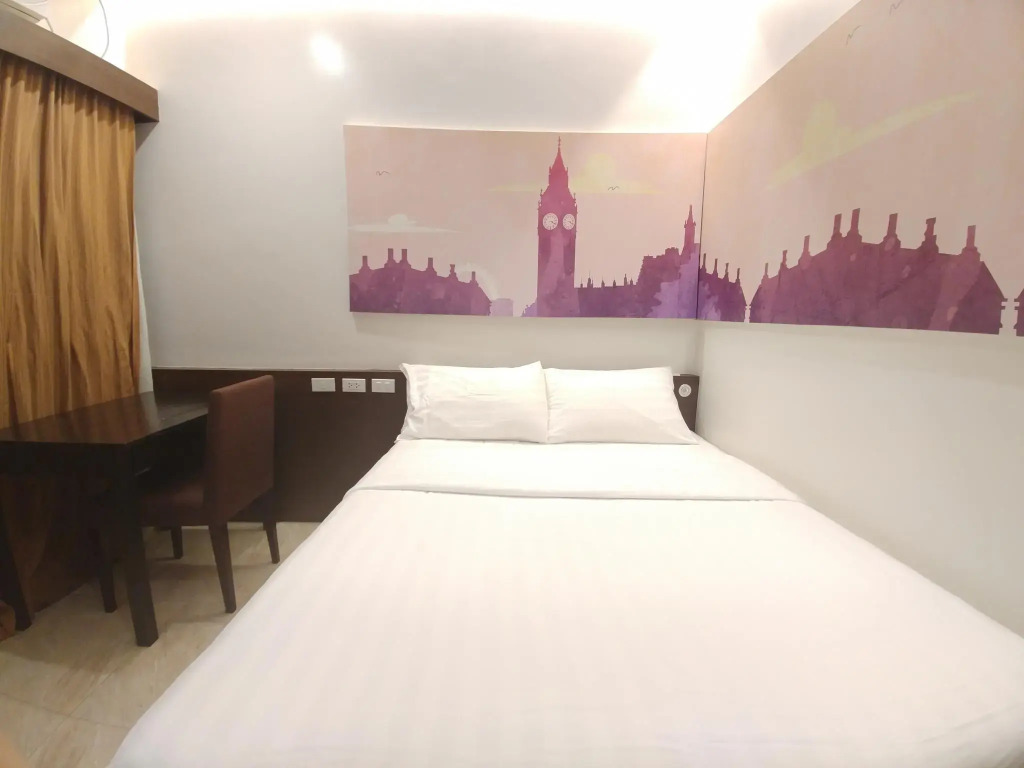 Bed and Bath Serviced Suites
