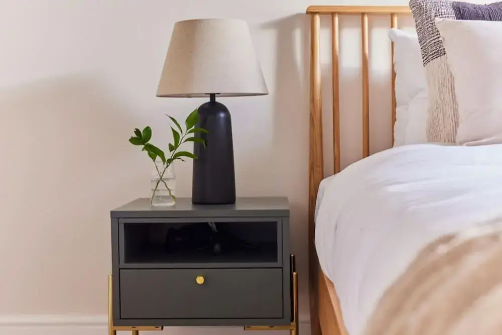 The Sussex Way Studio - Pleasing 1bdr Flat With Balcony