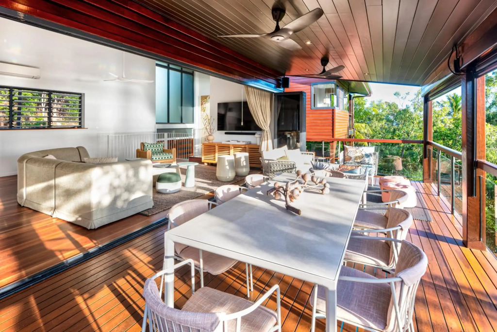 Point Blue on Hamilton Island by HIHA