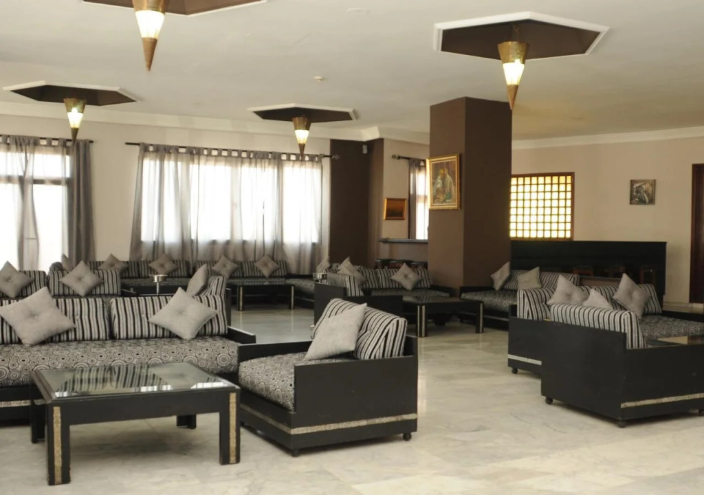 Oasis Hotel & Spa