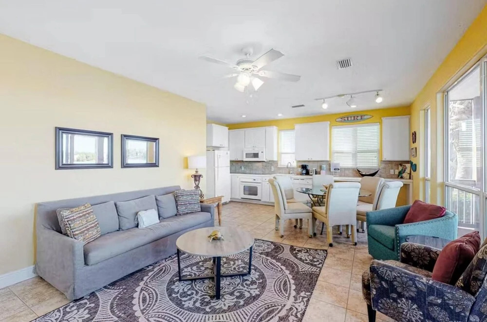 Destiny Beach Villa's 23A by Destin Getaways