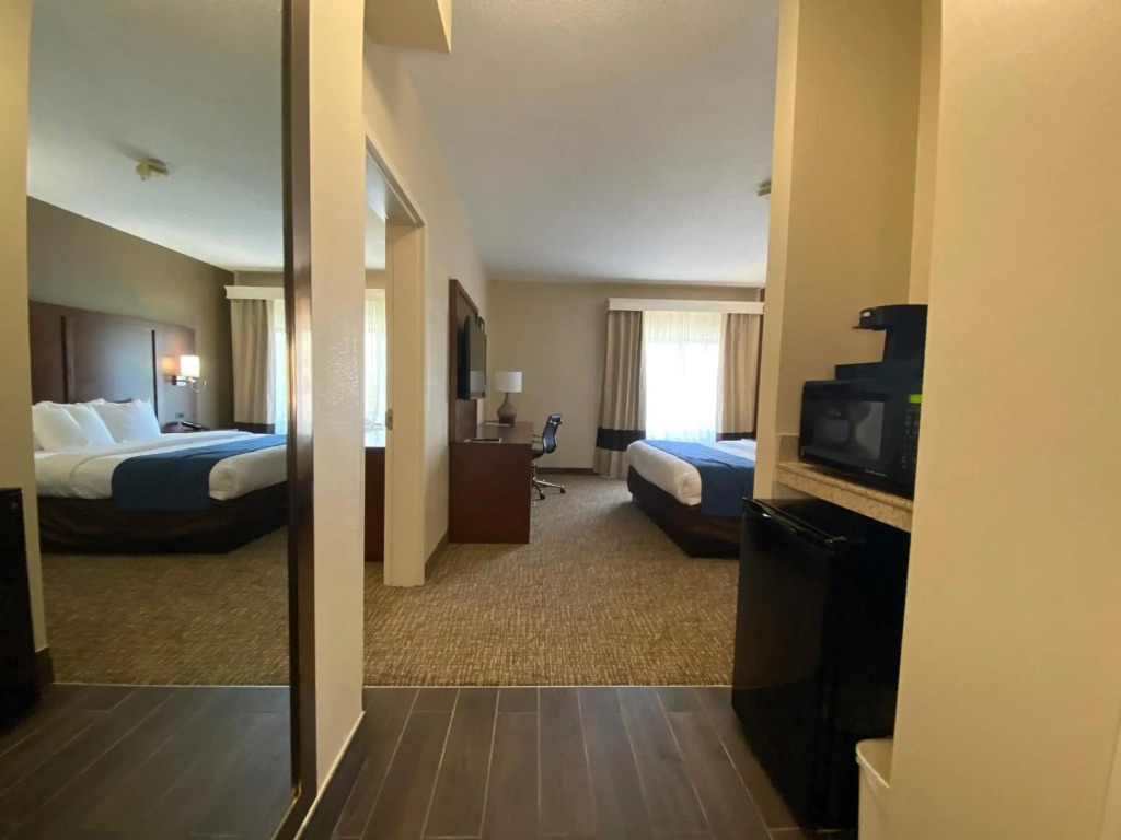 Comfort Inn East Windsor - Springfield