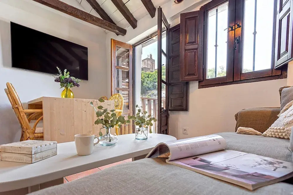 Luxury House in Granada Center. Reyes II