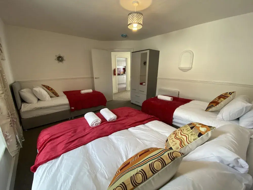 Octagon Apartment 3