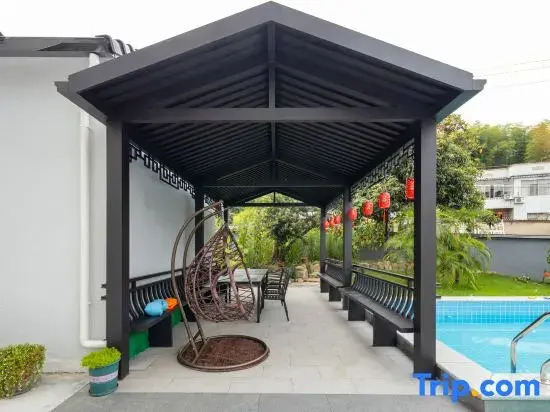 Floral Hotel·Tonglu Fenglinwan Homestay