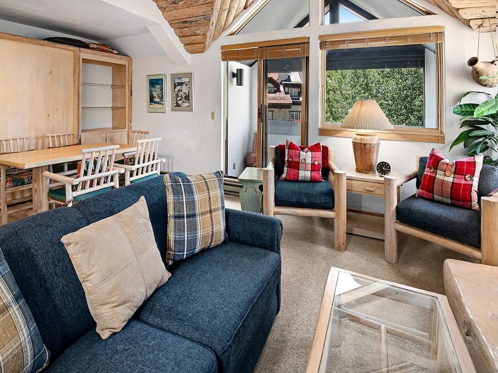 Sebastian Vail 3 Bedroom Residence In The Heart Of Vail Village Close To Slopes