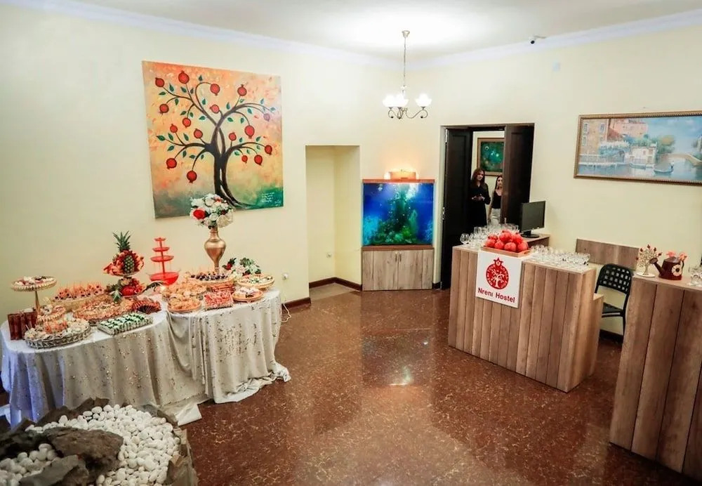 Hostel Nreni