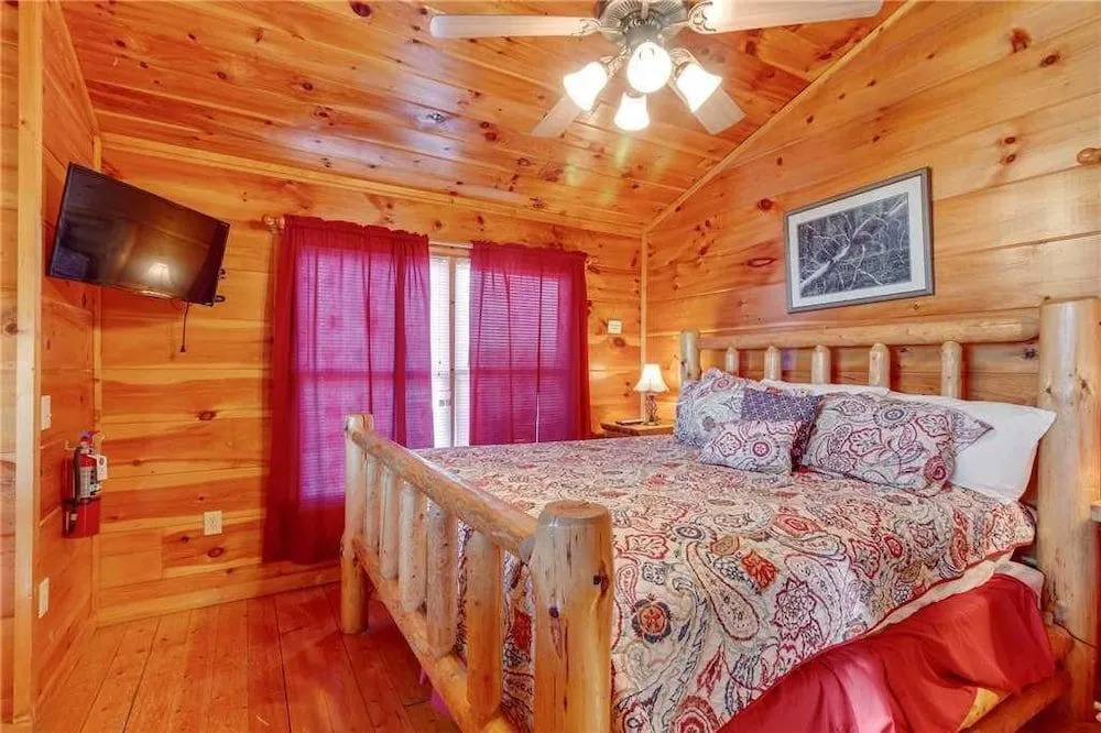 Bearfoot Lodge by RedAwning
