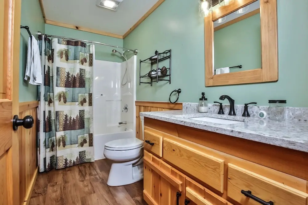 Stormy Pines - Hiller Vacation S 3 Bedroom Home