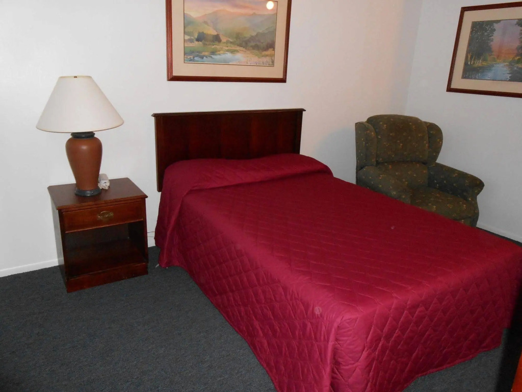 Midway Inn