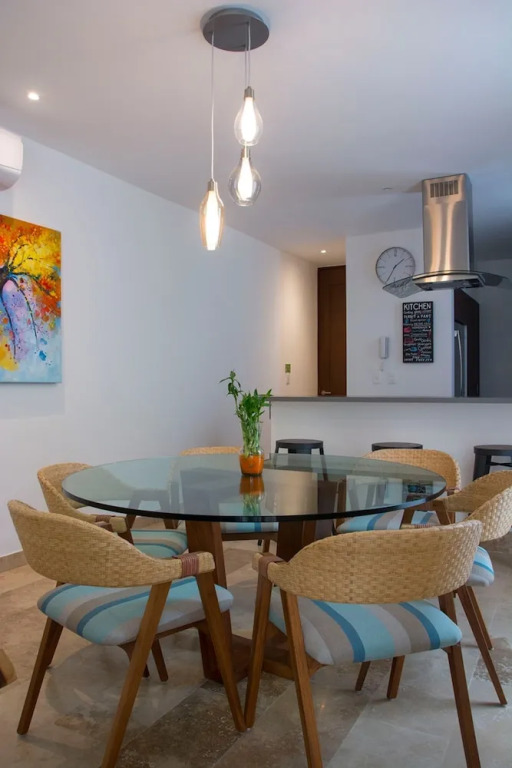 Profound relaxation in 2BR Condo with pool view by Happy Address