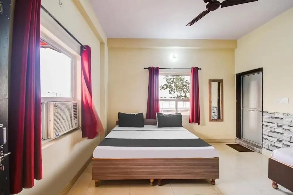 Hotel Radhe Radhe Near Jaipur Airport