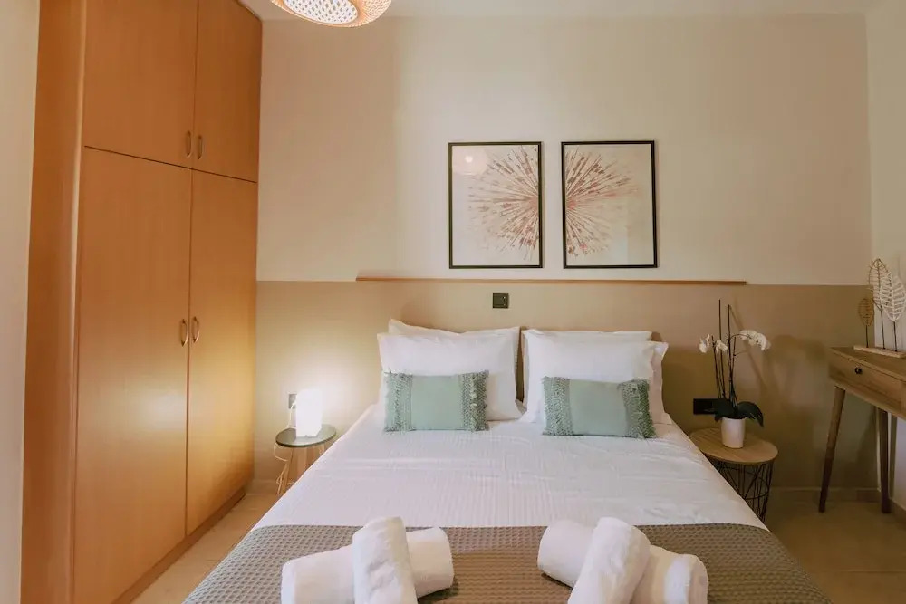 Ibis Apartments