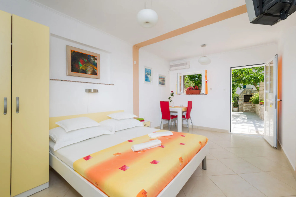 Apartments Nada