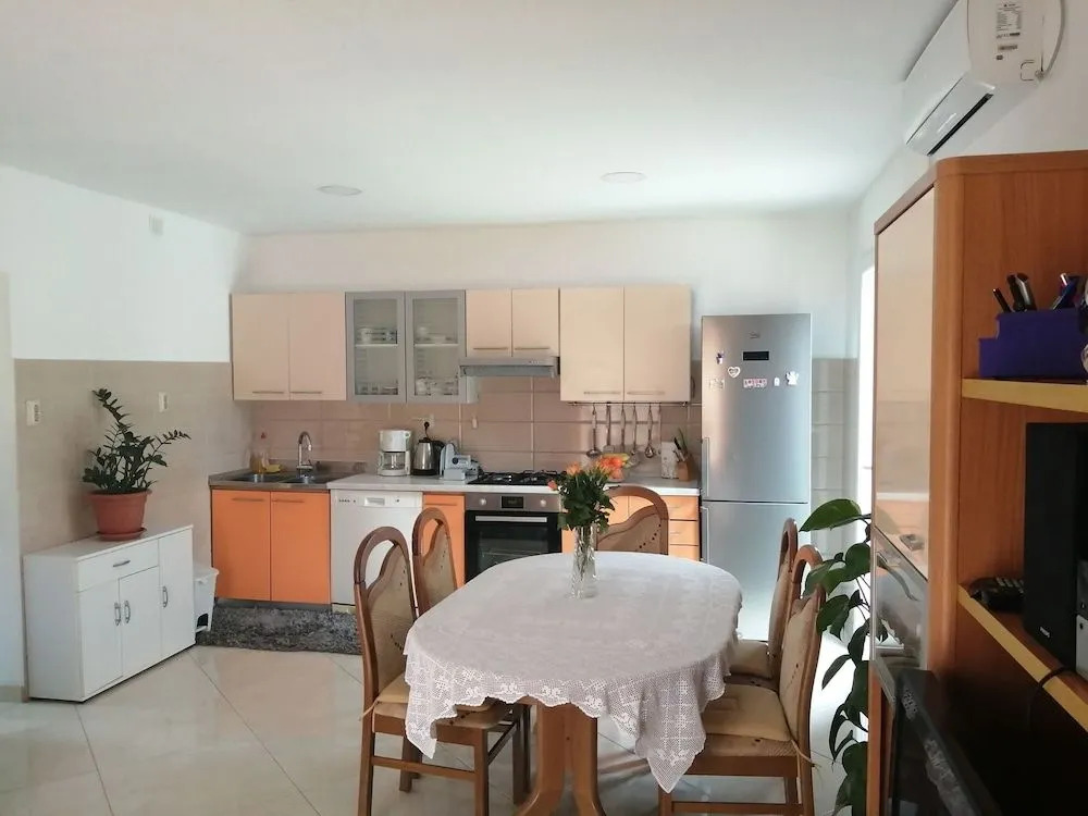 Apartments Šantić