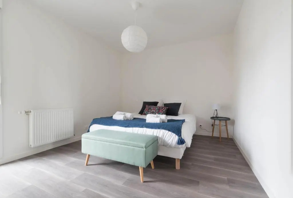 NATHAN - Appartement proche gare, arrivée 24 24