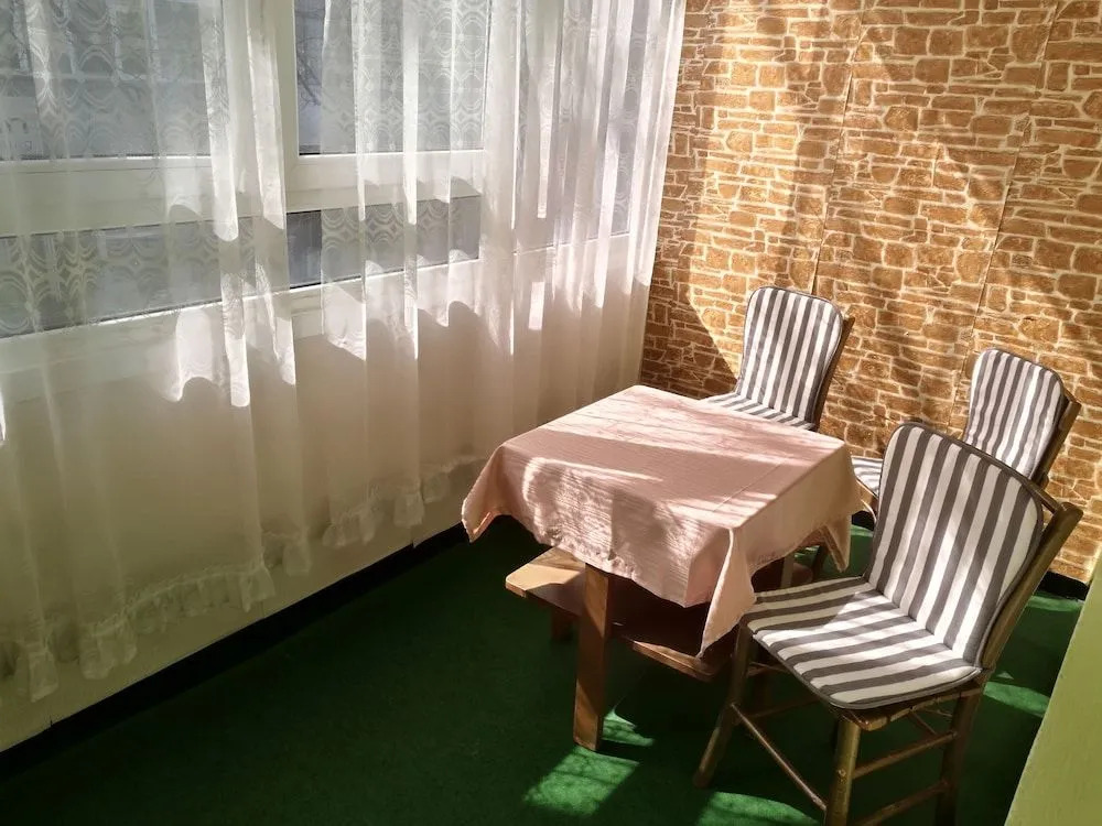 Apartment Moni