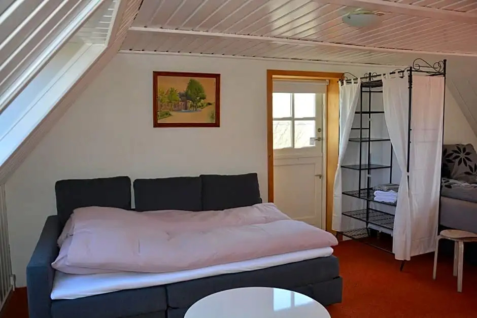 KirkeLy Bed and Breakfast