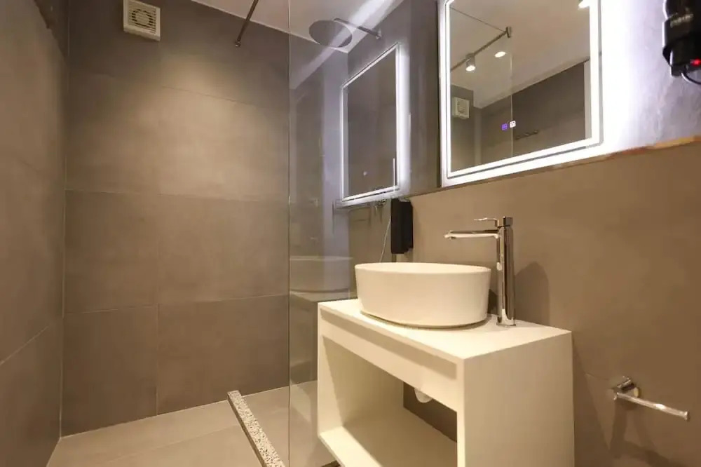 Grandstay Studios 102