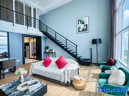 Georgetown Seaview Duplex 2Br for 6 Guests at Maritime Suites 073A