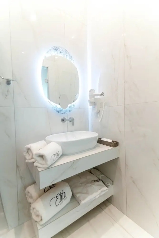 Elite Luxury Villas