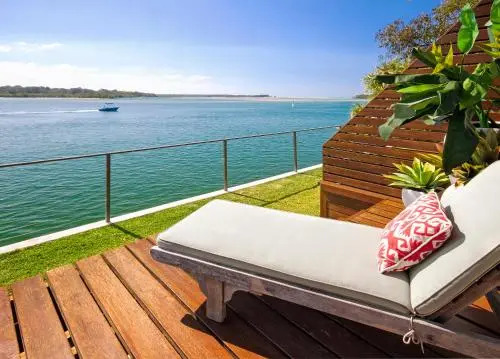 Mariner Point U2