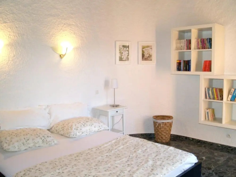 Villa With 4 Bedrooms in Porto-vecchio, With Wonderful Mountain View,