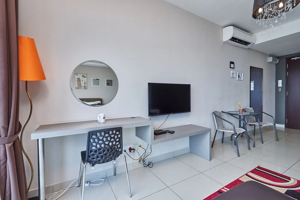 Oyo Home 89316 Special Studio Setia Alam Trefoil