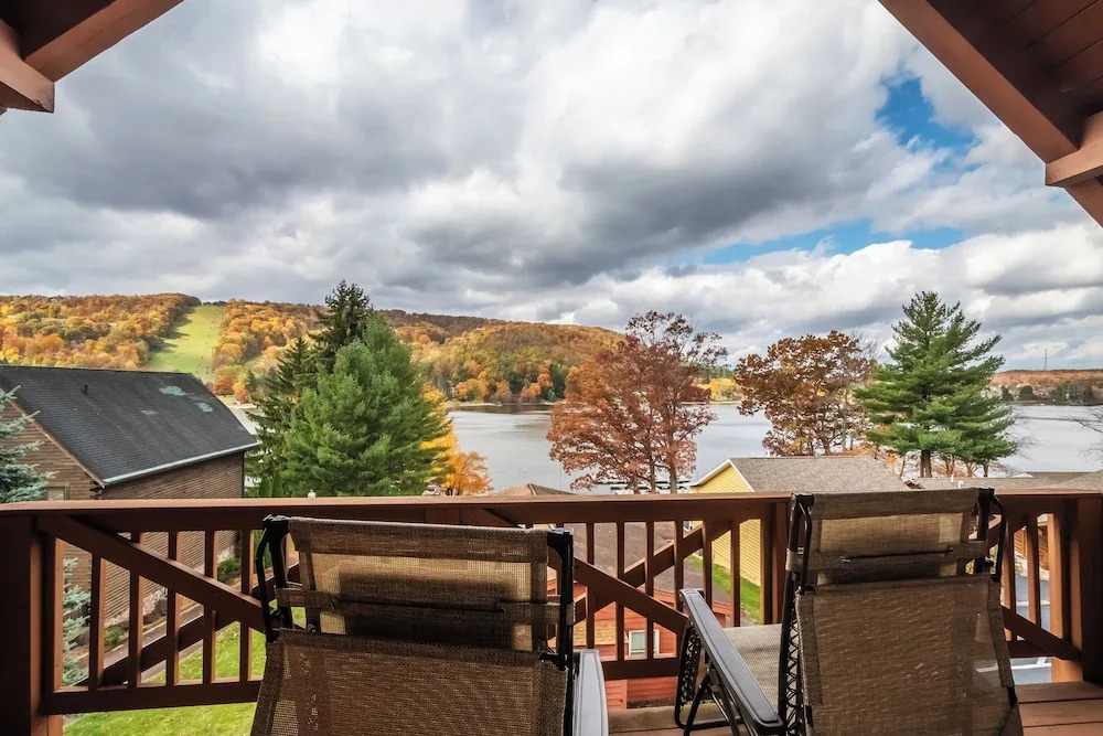 Mountains View by Taylor Made Deep Creek