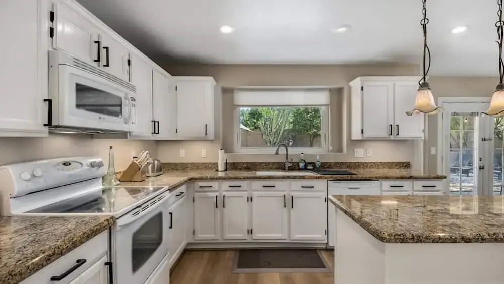 North Phoenix 4 Bdrm Vacation Home W/pool & Games!