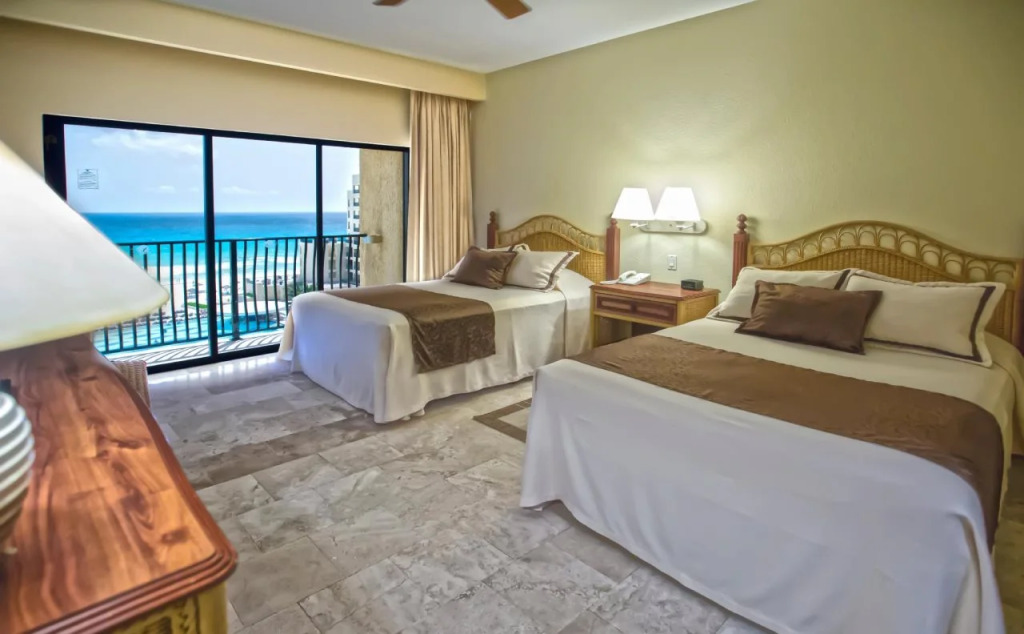 Holiday Inn Club Vacations The Royal Sands All Inclusive