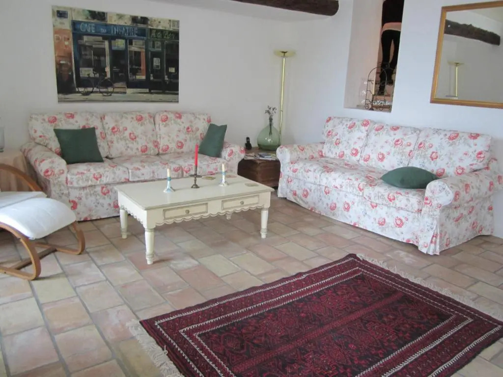 28 Rue de la Ferrage