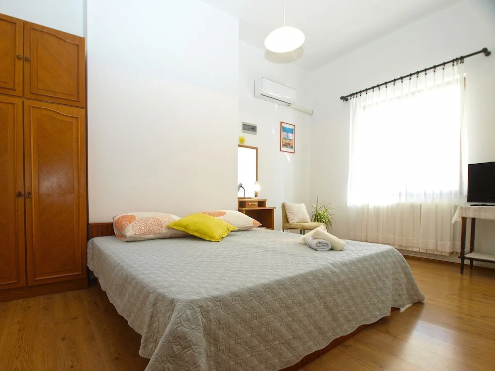 Apartment 1965