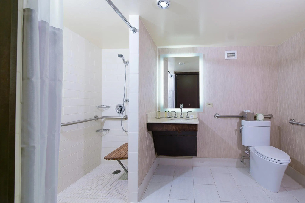 DoubleTree by Hilton San Diego-Mission Valley