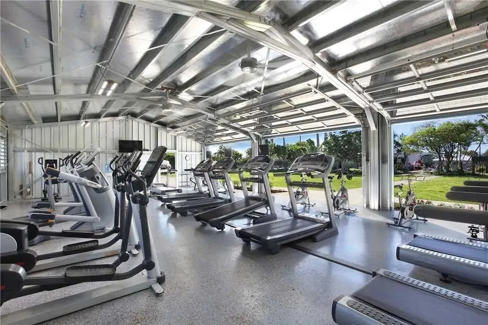 Regency 823 Condo