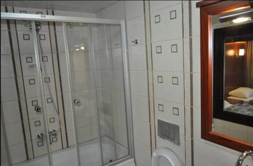 Hotel Nayla
