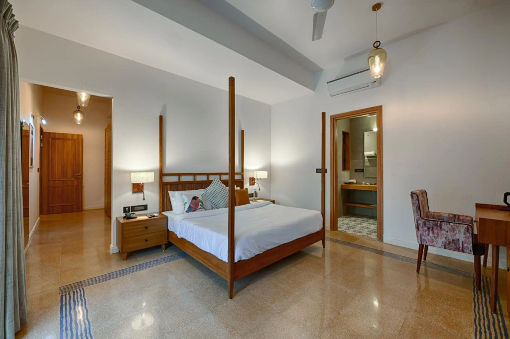 Melhor Stays- Mayberry 5 BHK