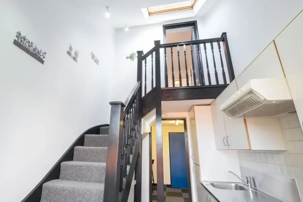 Host Stay St Martin s Road