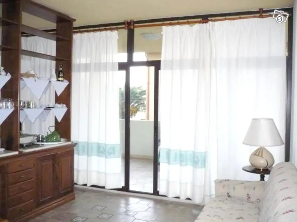 Apartment With one Bedroom in Moneta, With Furnished Balcony - 600 m F
