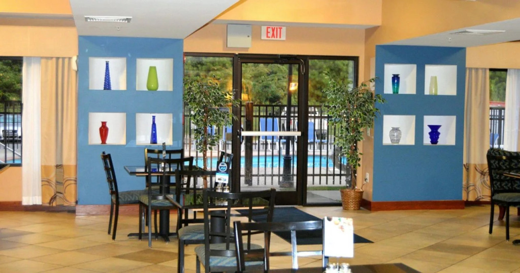 Holiday Inn Express Hotel & Suites Suffolk by IHG
