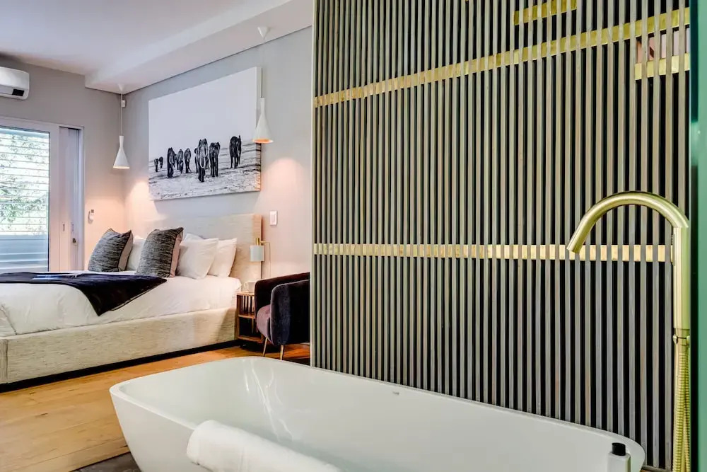 Experience Vibrant Living at De Waterkant Views