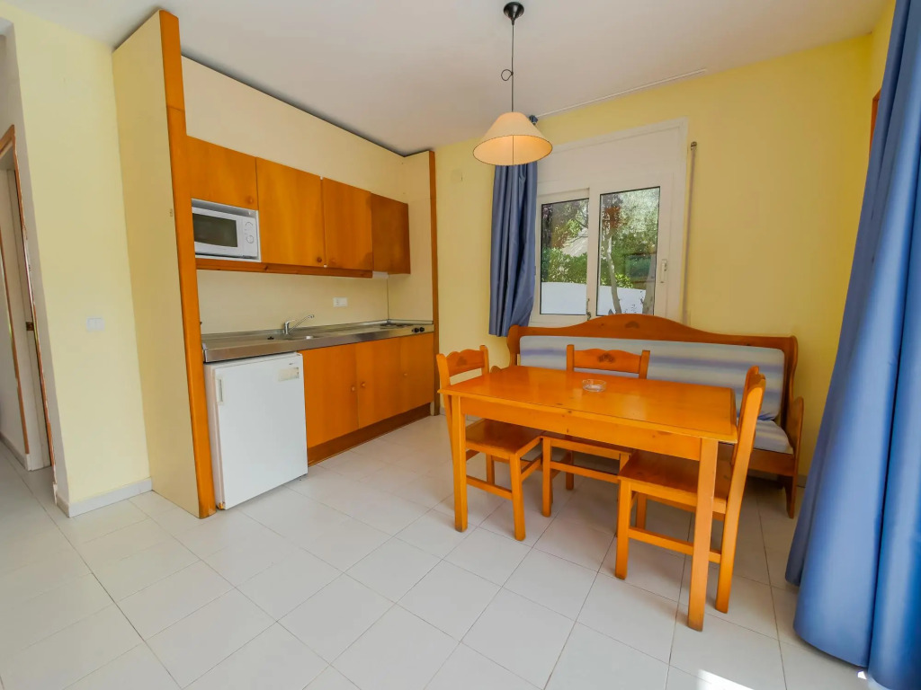 Rescator Resort 322 in Roses