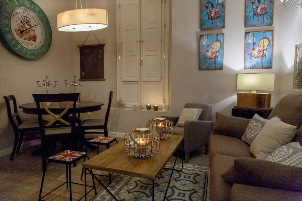 Apartamentos Luna Suites Palacio Almagra
