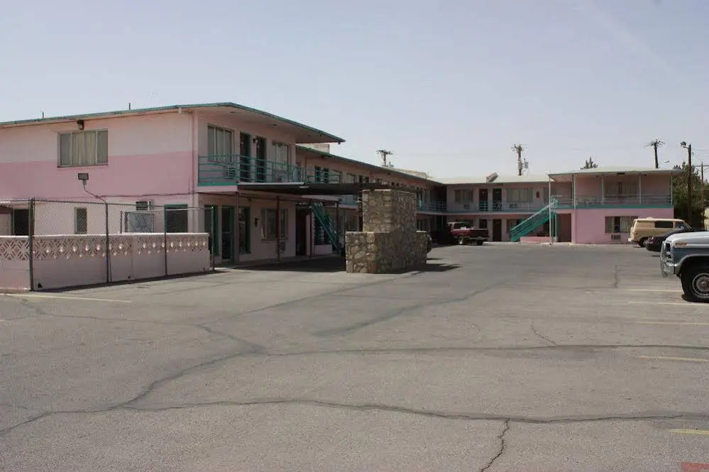 Days End Motel