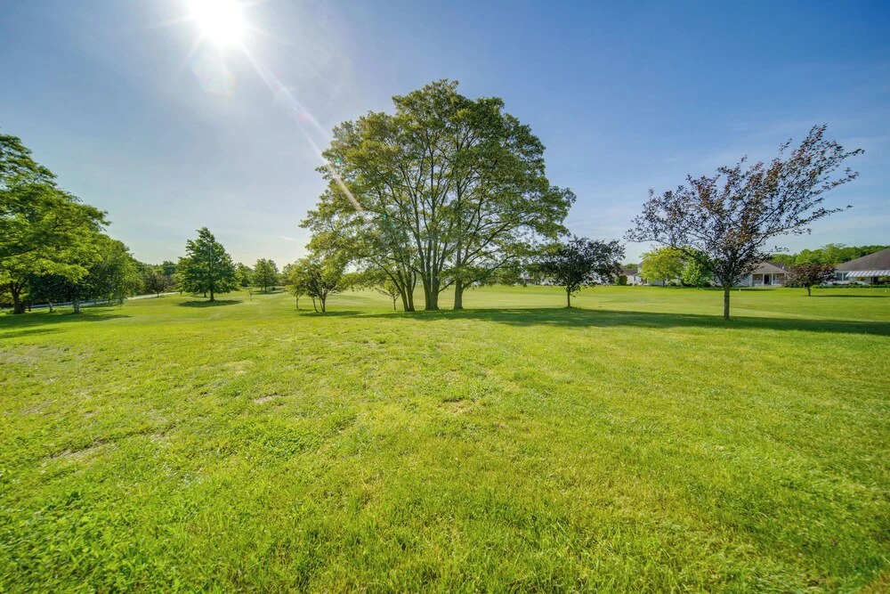 4 Mi to Lake Erie: Condo in Golf Community