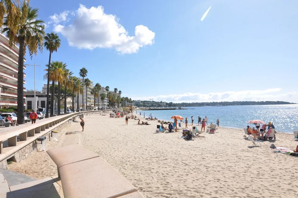 Stay In Antibes