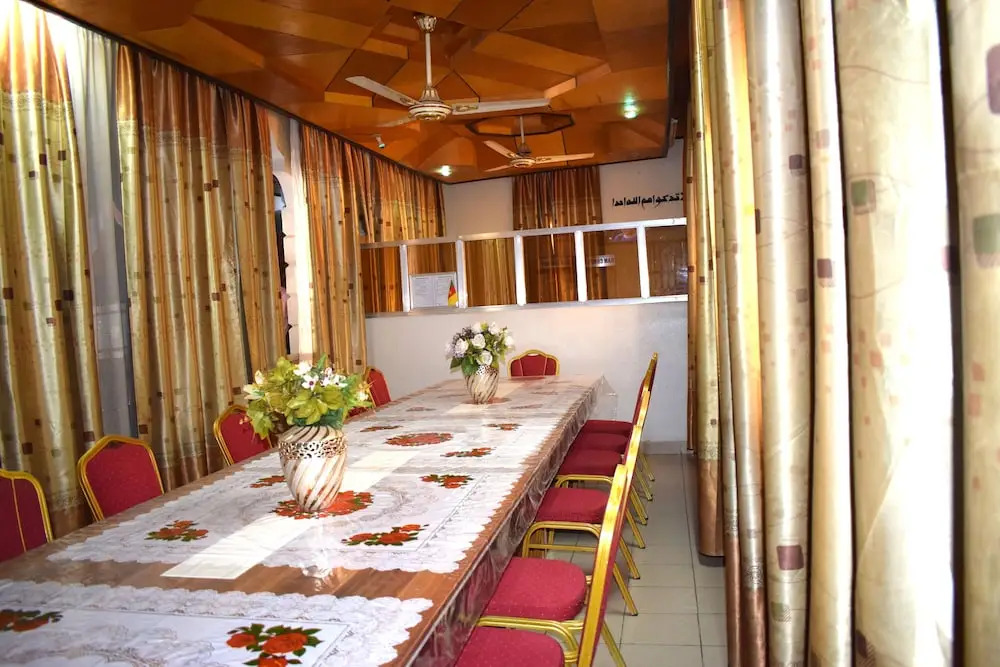 Bam Company Hotel